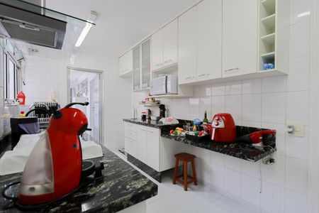 Apartamento à venda com 130m², 3 quartos e 2 vagasCozinha