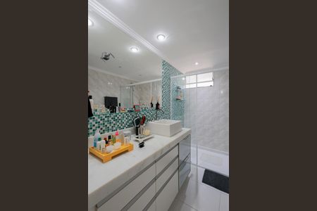 Apartamento à venda com 130m², 3 quartos e 2 vagasBanheiro da Suíte