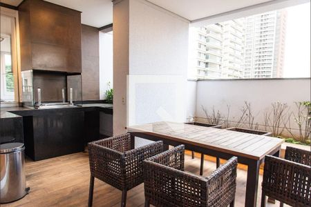 Apartamento à venda com 68m², 2 quartos e 1 vagaÁrea comum