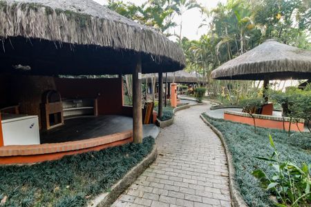 Apartamento à venda com 220m², 4 quartos e 2 vagasÁrea comum - Churrasqueiras