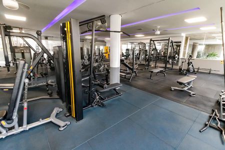 Apartamento à venda com 220m², 4 quartos e 2 vagasÁrea comum - Academia