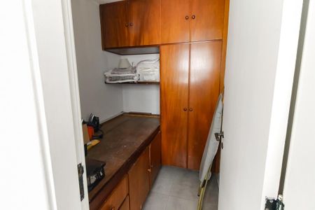 Apartamento à venda com 220m², 4 quartos e 2 vagasQuarto de Serviço 1