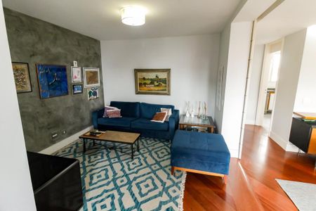 Apartamento à venda com 220m², 4 quartos e 2 vagasSala - TV