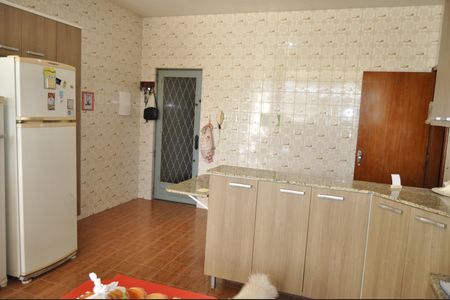 Casa à venda com 3 quartos, 386m² em Riachuelo, Rio de Janeiro