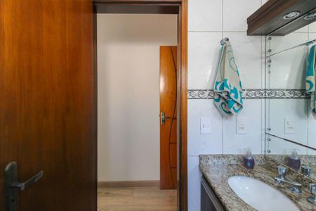 Casa à venda com 180m², 6 quartos e 3 vagas Casa à venda com 180m², 6 quartos e 3 vagasBanheiro da Suíte 3