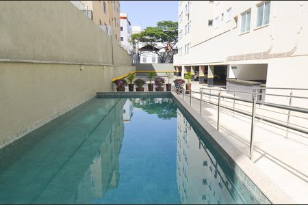 Apartamento à venda com 212m², 4 quartos e 4 vagasÁrea comum - Piscina