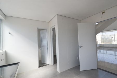 Apartamento à venda com 212m², 4 quartos e 4 vagasCozinha