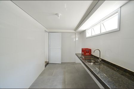 Apartamento à venda com 212m², 4 quartos e 4 vagasÁrea comum - Salão de festas