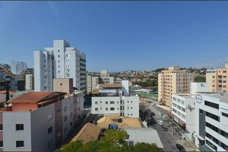 Apartamento à venda com 212m², 4 quartos e 4 vagasVista Cobertura