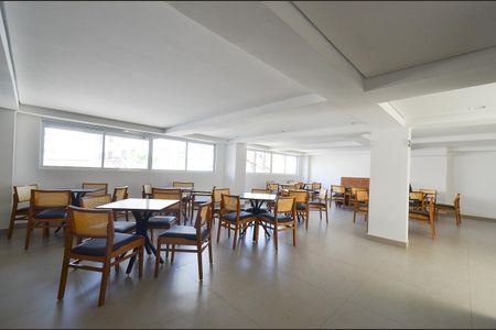 Apartamento à venda com 212m², 4 quartos e 4 vagasÁrea comum - Salão de festas