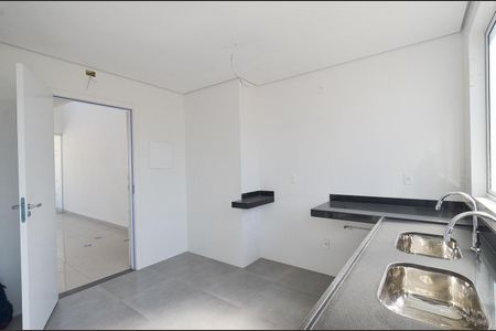 Apartamento à venda com 212m², 4 quartos e 4 vagasCozinha