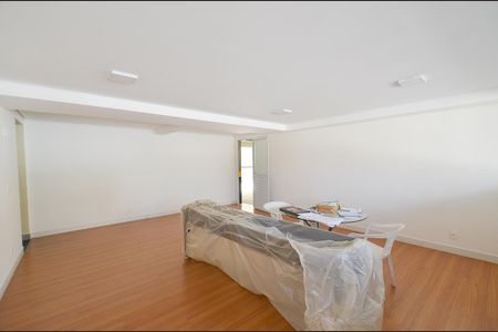 Apartamento à venda com 212m², 4 quartos e 4 vagasÁrea comum