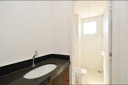 Apartamento à venda com 212m², 4 quartos e 4 vagasBanheiro Social