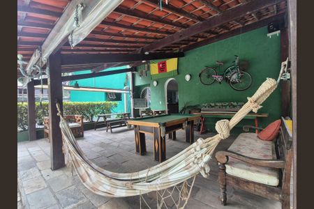 Casa para alugar com 610m², 5 quartos e 5 vagas Casa para alugar com 610m², 5 quartos e 5 vagasVaranda