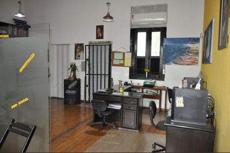 Casa à venda com 115m², 1 quarto e 1 vagaSala