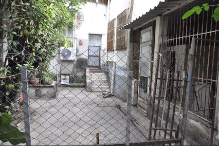 Casa à venda com 115m², 1 quarto e 1 vagaQuintal