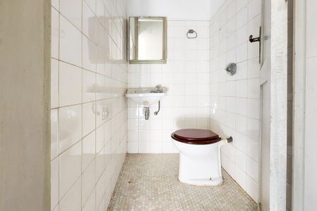 Casa para alugar com 380m², 5 quartos e 1 vagaLavabo 1