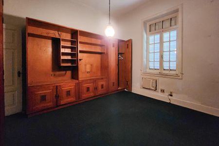 Casa para alugar com 380m², 5 quartos e 1 vagaQuarto 6