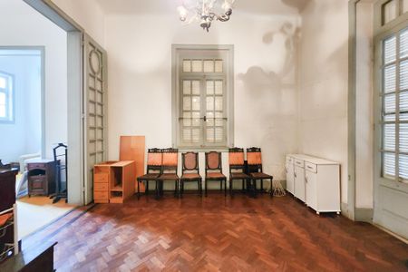 Casa para alugar com 380m², 5 quartos e 1 vagaSala