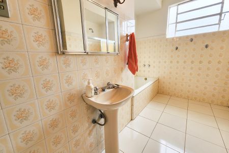 Casa para alugar com 380m², 5 quartos e 1 vagaBanheiro 1