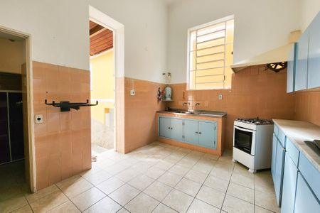 Casa para alugar com 380m², 5 quartos e 1 vagaCozinha