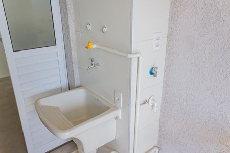 Apartamento à venda com 63m², 2 quartos e 1 vaga Apartamento à venda com 63m², 2 quartos e 1 vagaÁrea de Serviço