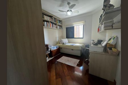 Apartamento à venda com 156m², 3 quartos e 3 vagasFoto 01