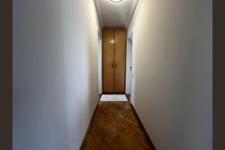 Apartamento à venda com 156m², 3 quartos e 3 vagasFoto 01