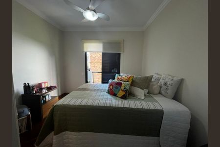 Apartamento à venda com 156m², 3 quartos e 3 vagasFoto 01