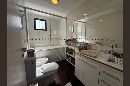 Apartamento à venda com 156m², 3 quartos e 3 vagasFoto 01