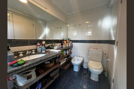 Apartamento à venda com 156m², 3 quartos e 3 vagasFoto 01