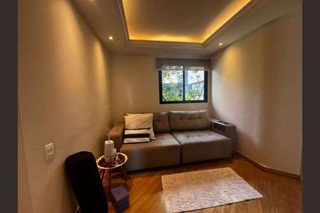 Apartamento à venda com 156m², 3 quartos e 3 vagasFoto 01