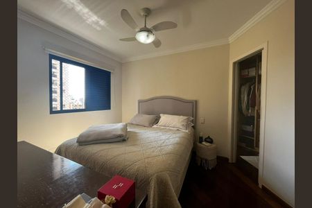 Apartamento à venda com 156m², 3 quartos e 3 vagasFoto 01
