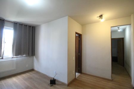 Sala de apartamento para alugar com 2 quartos, 60m² em Pechincha, Rio de Janeiro