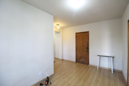 Sala de apartamento para alugar com 2 quartos, 60m² em Pechincha, Rio de Janeiro