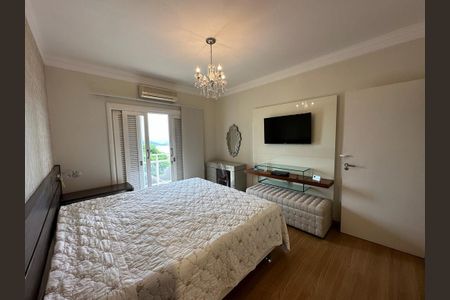 Casa de condomínio para alugar com 672m², 5 quartos e 4 vagasQuarto 1