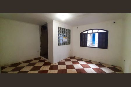 Casa à venda com 100m², 4 quartos e 2 vagas Casa à venda com 100m², 4 quartos e 2 vagasSuíte
