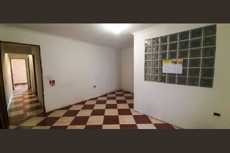 Casa à venda com 100m², 4 quartos e 2 vagas Casa à venda com 100m², 4 quartos e 2 vagasSuíte