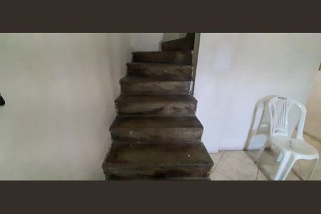 Casa à venda com 100m², 4 quartos e 2 vagas Casa à venda com 100m², 4 quartos e 2 vagasAcesso aos Quartos