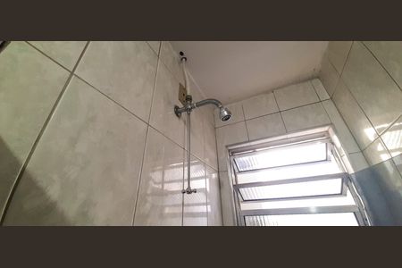 Casa à venda com 100m², 4 quartos e 2 vagas Casa à venda com 100m², 4 quartos e 2 vagasBanheiro dos Quartos