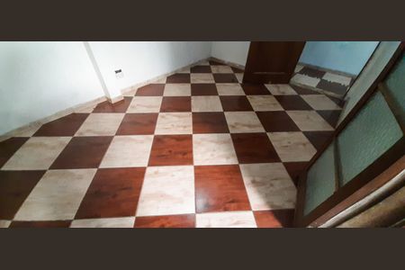 Casa à venda com 100m², 4 quartos e 2 vagas Casa à venda com 100m², 4 quartos e 2 vagasQuarto 2