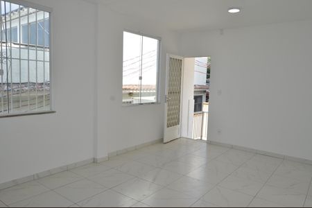 Sala de casa para alugar com 3 quartos, 128m² em Piedade, Rio de Janeiro