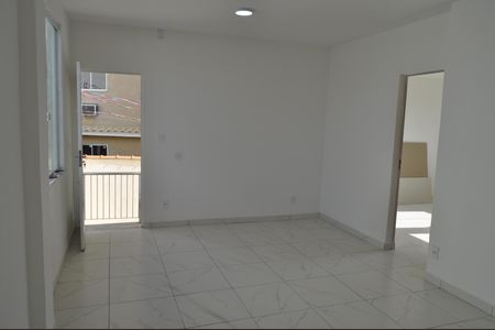 Sala de casa para alugar com 3 quartos, 128m² em Piedade, Rio de Janeiro