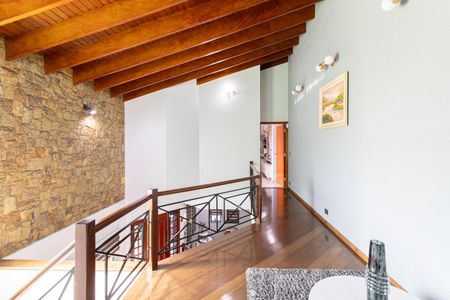 Casa à venda com 250m², 3 quartos e 4 vagasCorredor