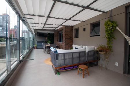 Apartamento à venda com 122m², 2 quartos e 2 vagasVaranda