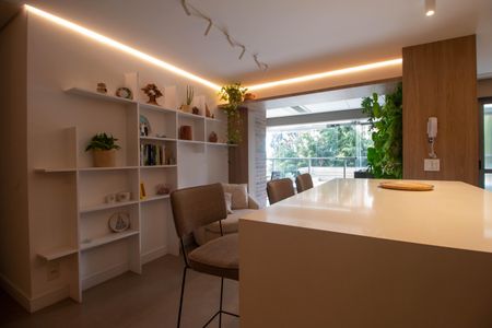 Apartamento à venda com 122m², 2 quartos e 2 vagasSala