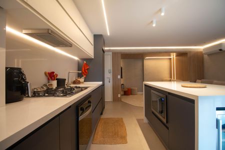 Apartamento à venda com 122m², 2 quartos e 2 vagasCozinha