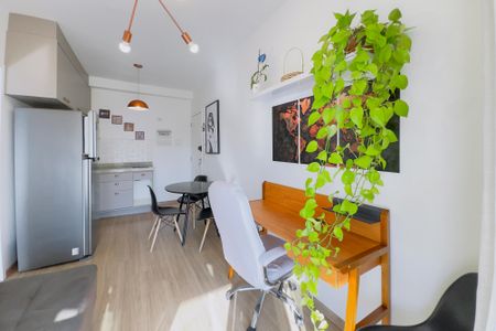 Sala / Cozinha de apartamento para alugar com 1 quarto, 42m² em Centro, São José dos Campos