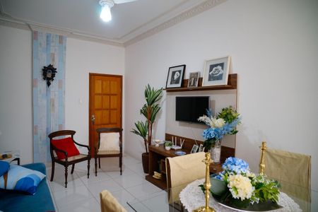 Sala de apartamento à venda com 2 quartos, 66m² em Centro, Niterói