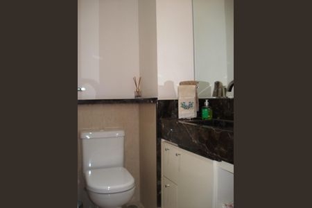 Apartamento à venda com 130m², 3 quartos e 2 vagasBanheiro